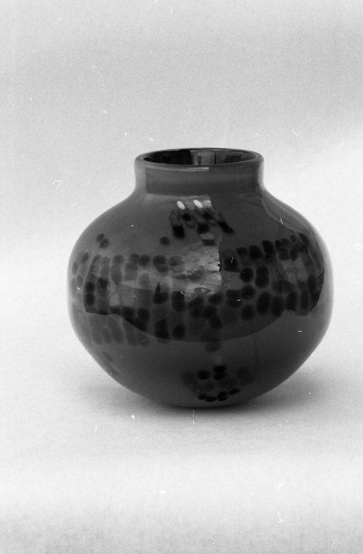 1979 Art, Glass Vases 07
