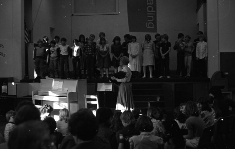 1982 Ackerman Elementary Grandparents 04