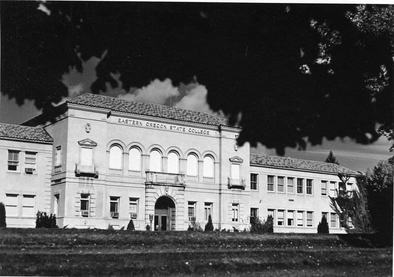 1977 Inlow Hall 2