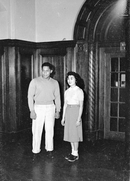 1947-48 Students, Inlow Hall 1-1