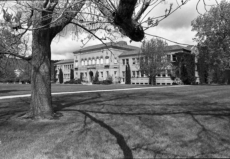 1989 Inlow Hall 09