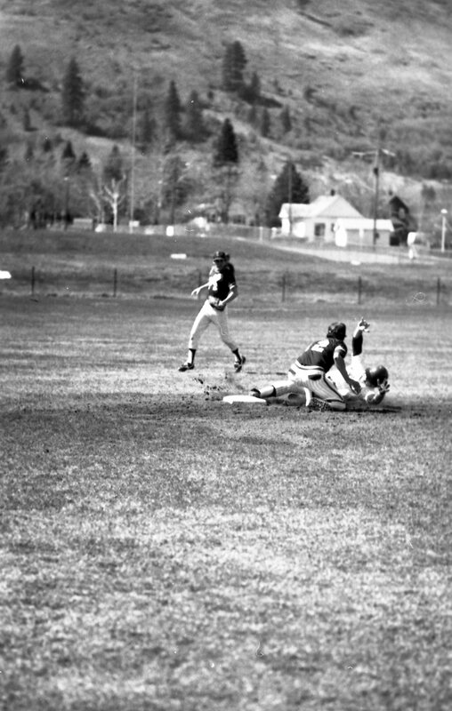 1985 Baseball, April Action 22