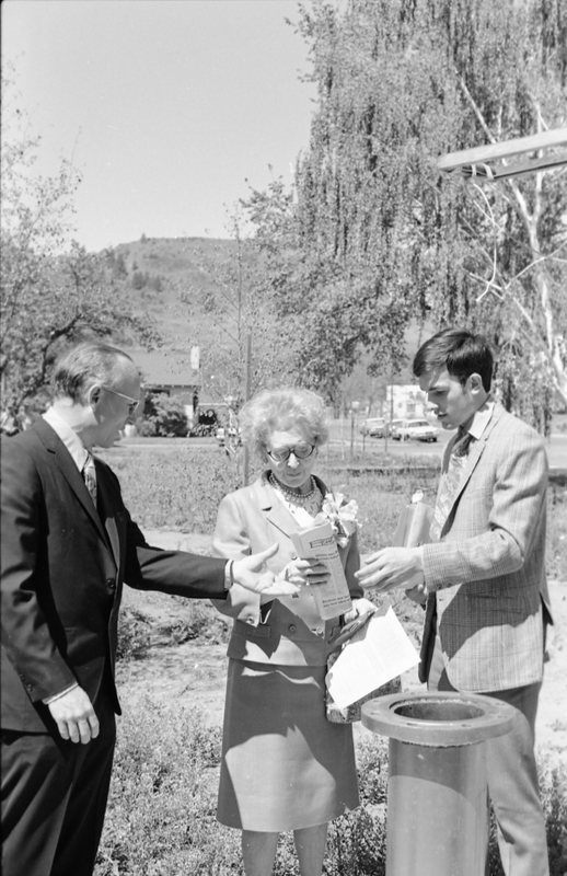 1973 Hoke Hall Time Capsule 01