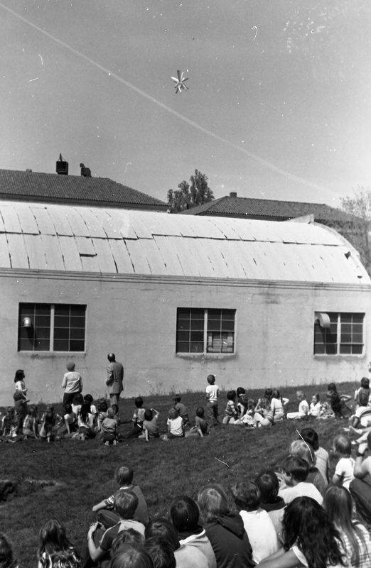 1982 Ackerman Elementary School Playground 09