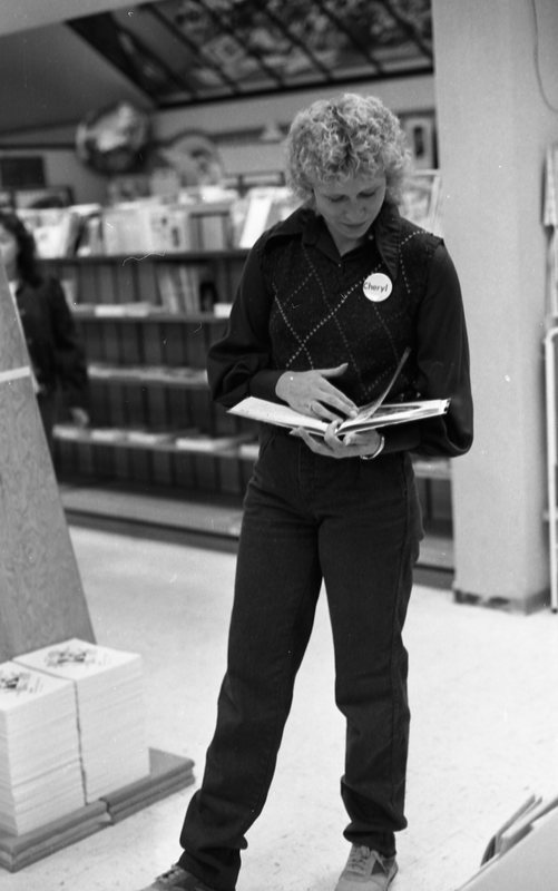 1984 Hoke Hall Bookstore 01