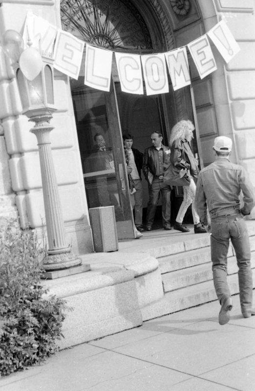 80's New Student Orientation, Outdoors 01
