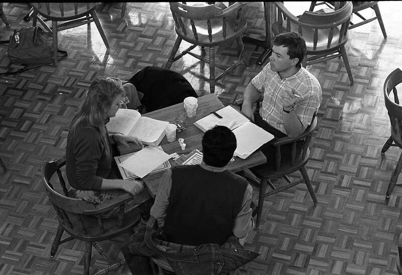 1991 Hoke Hall Cafeteria 02
