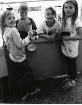 1989 Ackerman Elementary School, Playing 01