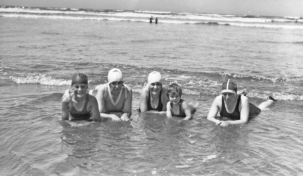 Reuter Group-XX, Beach 7