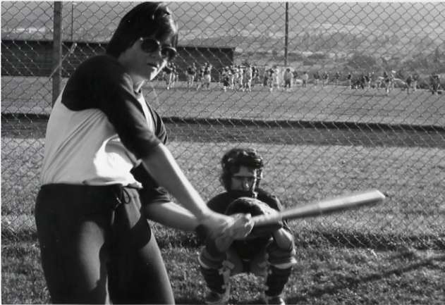 1980 Women's Softball Action 01