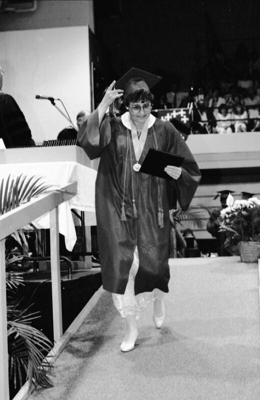 1987 Graduation 39