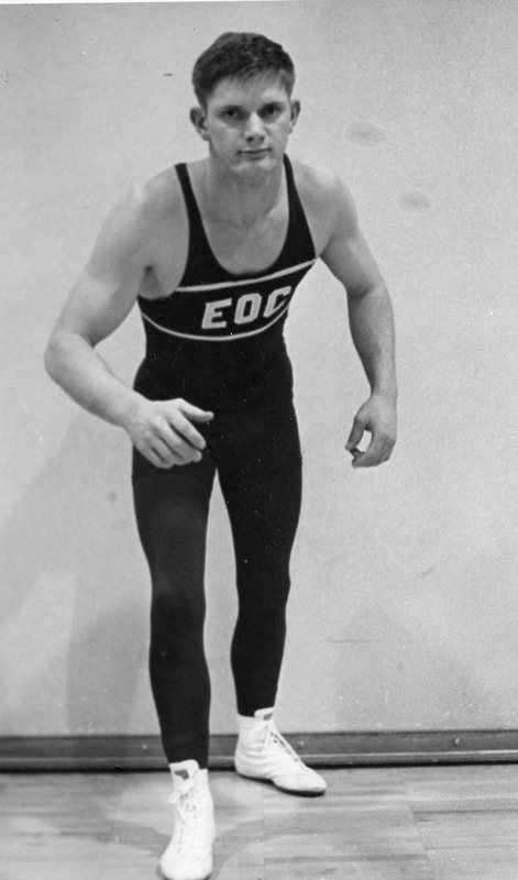 1966 Wrestler 9