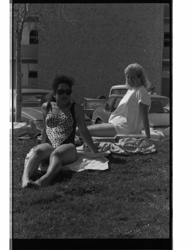 1989 Students, Outdoors 34