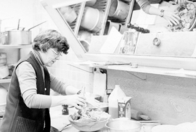 1976 Classroom Kitchen, Cooking 06