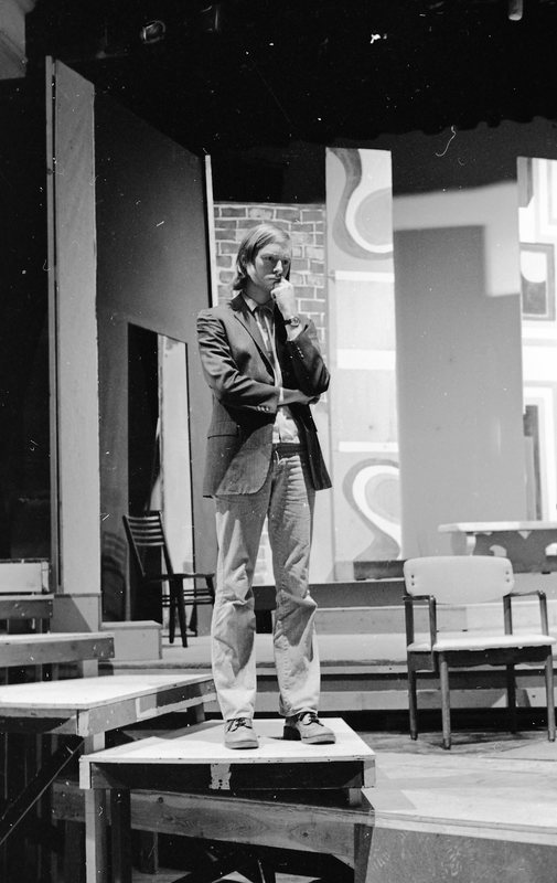 1975 Theatre, Student 01