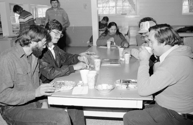 1985 Student Activities Retreat, Indoors 07
