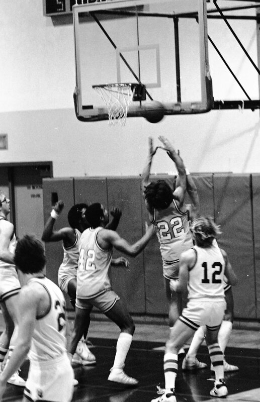 1983 Men's Basketball, EOSC vs. Idaho State, Action 20