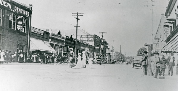 La Grande, Street Scene 9