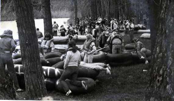 1984 Raft Race Start 06