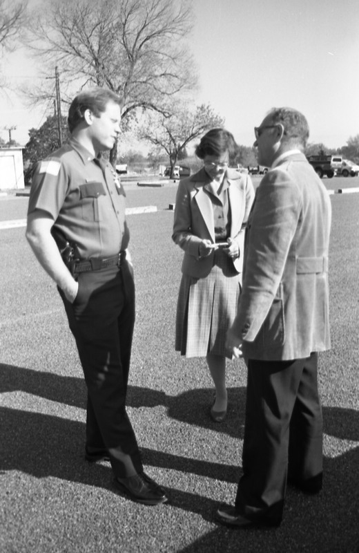 1986 Employees, Parking Lot 04