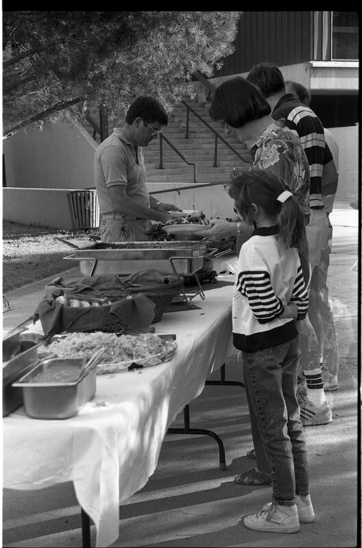 1989 Employees, BBQ 16