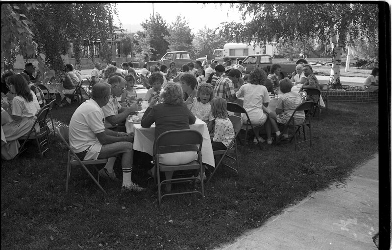 1989 Employees, BBQ 19