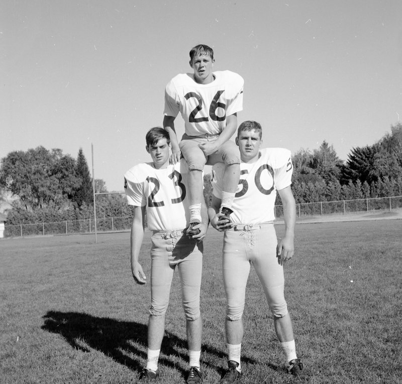 1968 Football Players 15