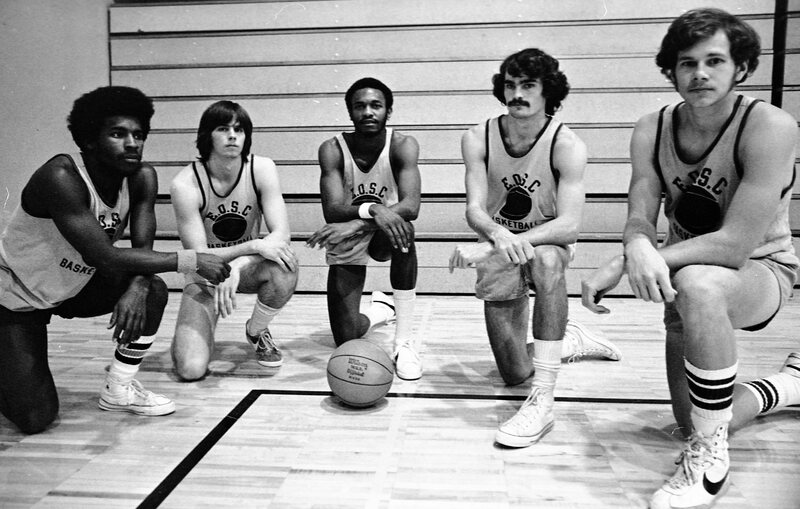 1974 Men's Basketball Players 02