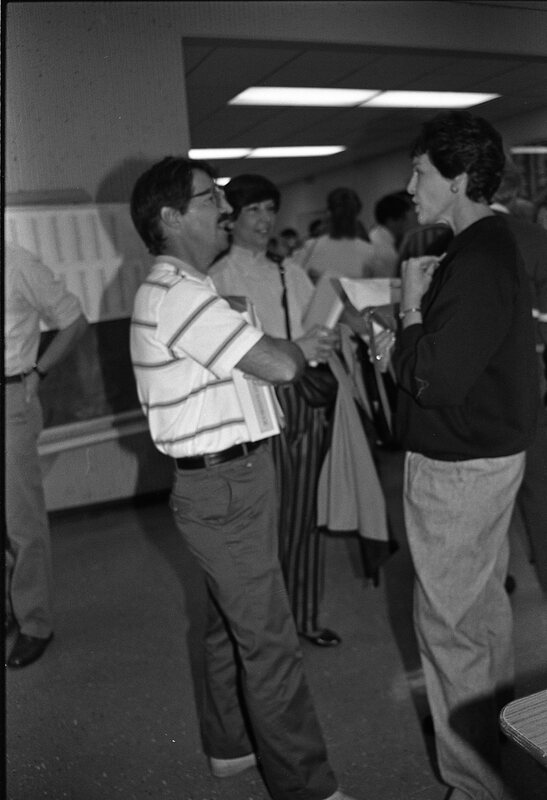 1989 Employees, Reception 13
