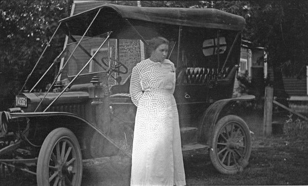 Automobile, Etha Huffman