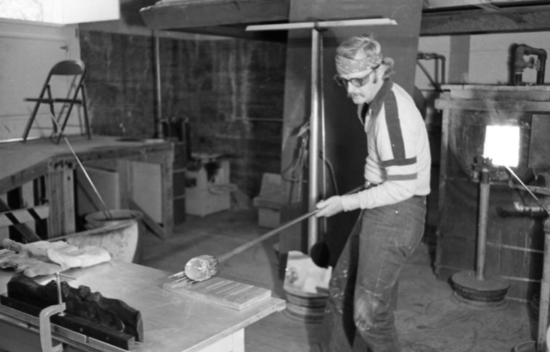 1978 Art, Glass Sculpting 01