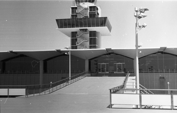 California Airport, Tower 1