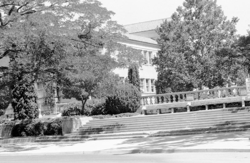 1986 Inlow Hall, Side 01