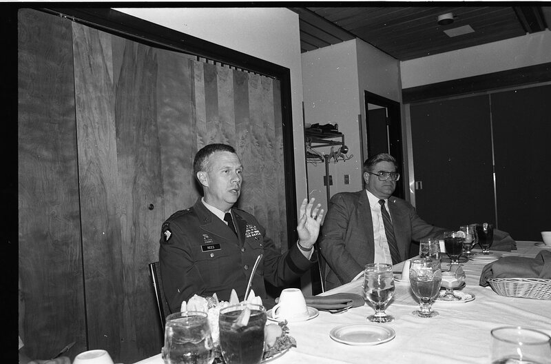 1991 GOLD Program, National Guard Signing 04