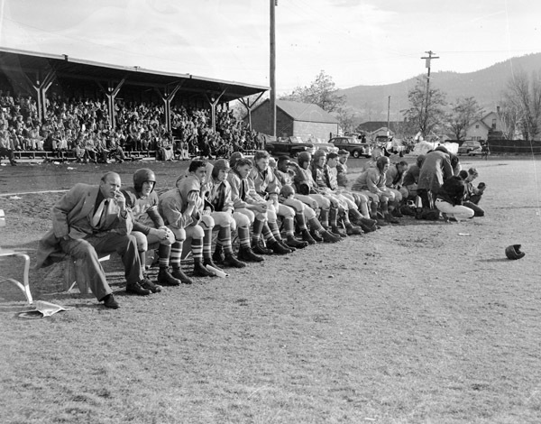 1949 Football Player, Injured 3