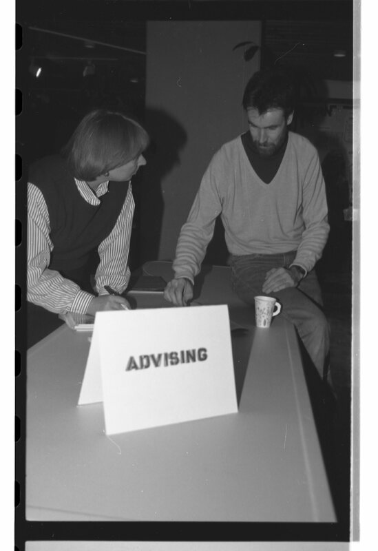 1990 Orientation, Advising 05