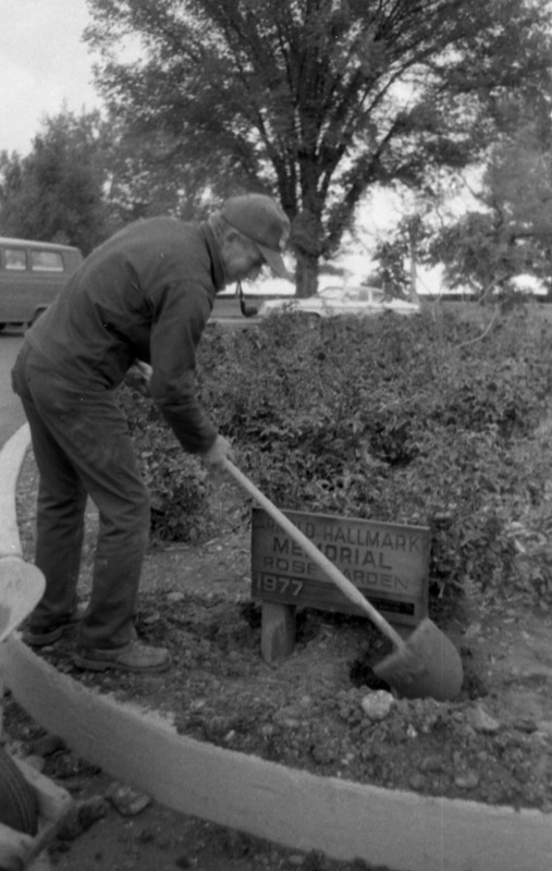 1978 Memorial Garden Sign 01