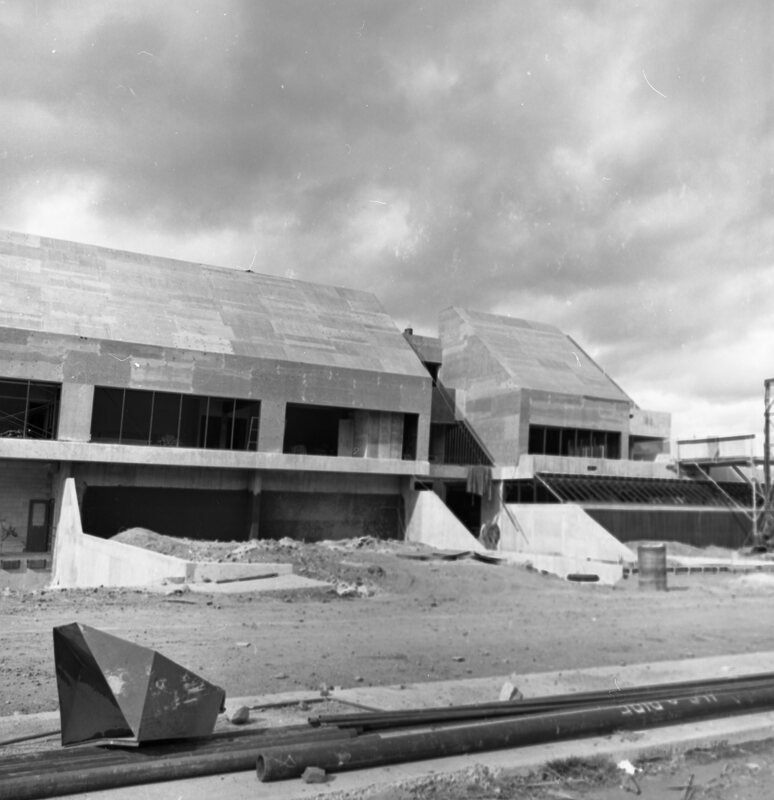 1972 Hoke Hall Construction 10