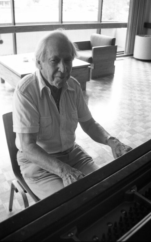 1985 Elderhostel Program, Piano Player 09