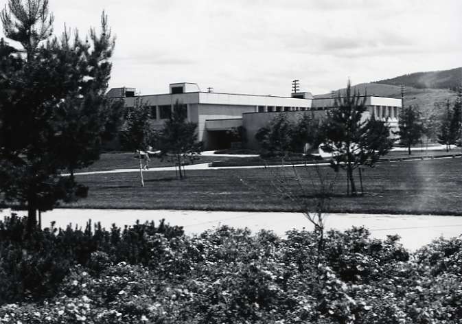 1981 Zabel Hall 01