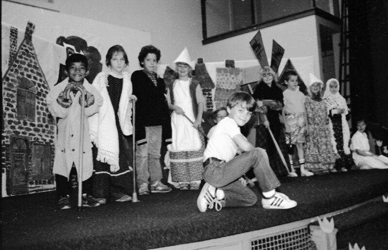 1987 Ackerman Elementary School, Skit 15