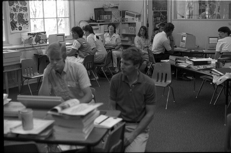 1990 Ackerman Elementary School, Computers 07