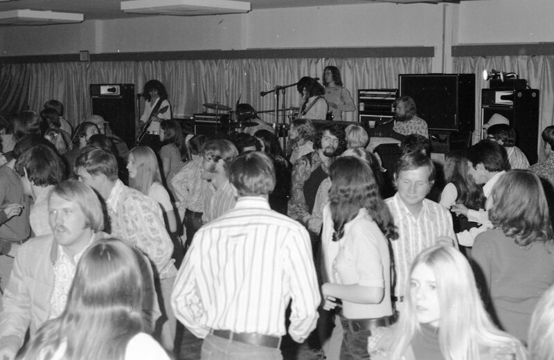 1972 Dance, Live Band 07