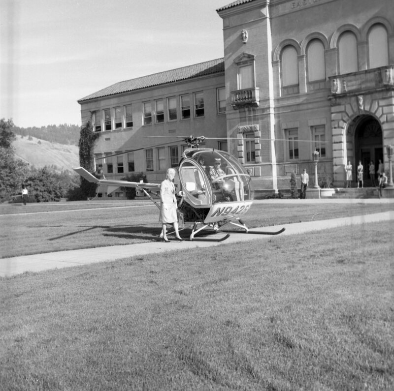 1967 Summer Graduation, Guest Arrival 15