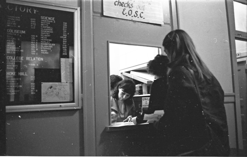 1976 Registration 01