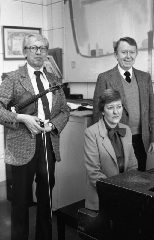 1984 Employees, Music 03