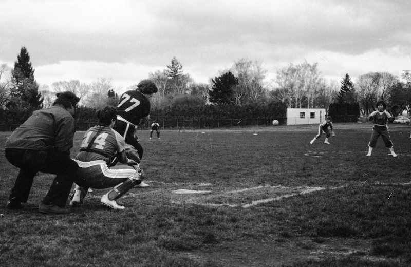 1983 Softball Action 01