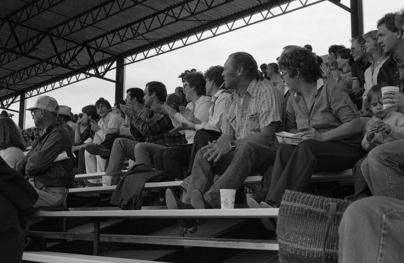 1984 Football Fans 07