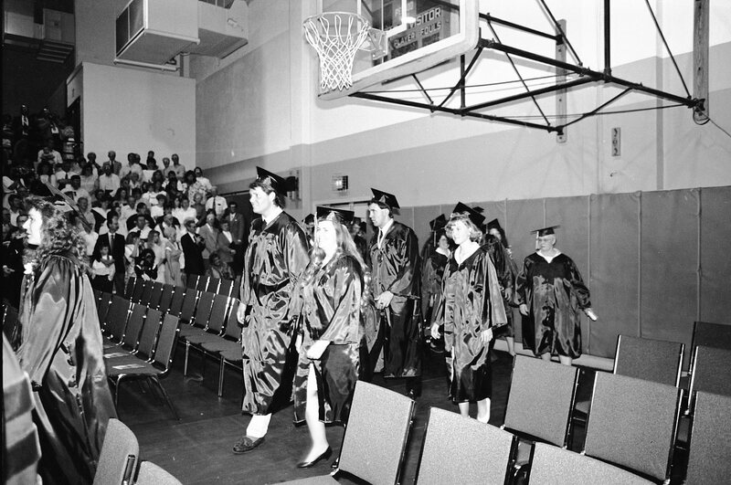 1991 Graduation, Graduates Walk 08
