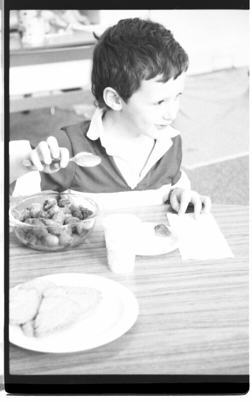 1989 Ackerman Elementary School, Snacks 02